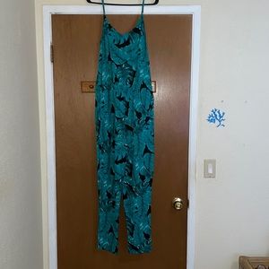 VENUS GREEN LEAF PRINTED JUMPSUIT